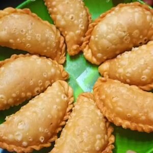Kariyalu (Kajjikayalu) kobbari Sugar