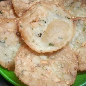 Garelu (Pachi Mirchi)